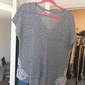 American Eagle grey knit shirt